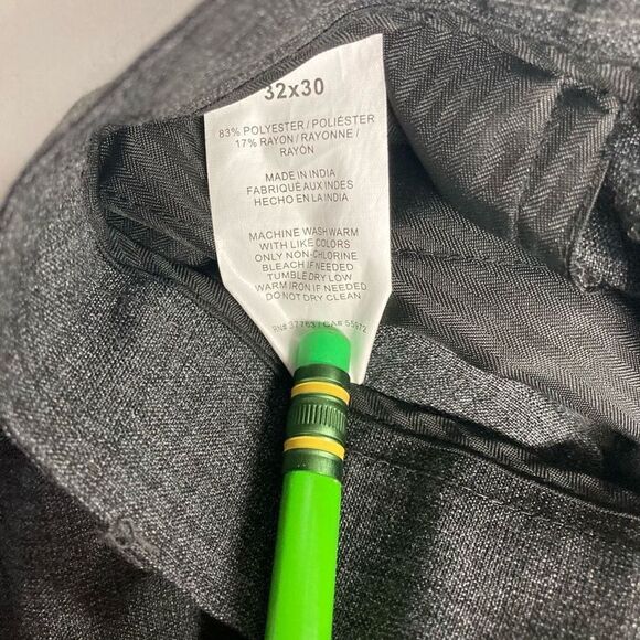 PERRY ELLIS Mens Slim Fit Dark Gray Dress Pants Size 32/30 Hand measures smaller - Picture 7 of 9